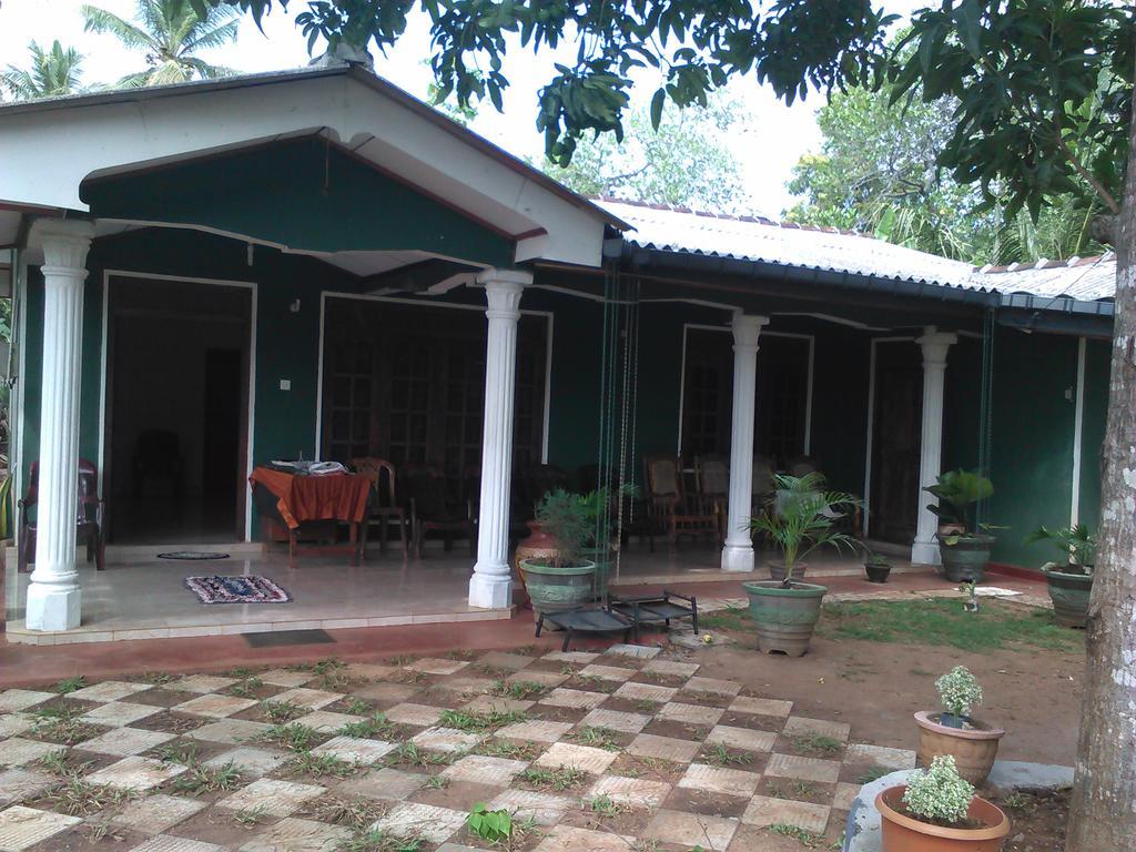 Elephant Safari Lodge Sigiriya Junction Хабарана Экстерьер фото